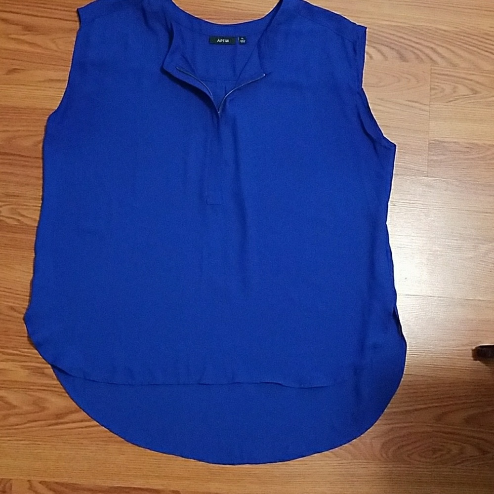 Sleeveless top